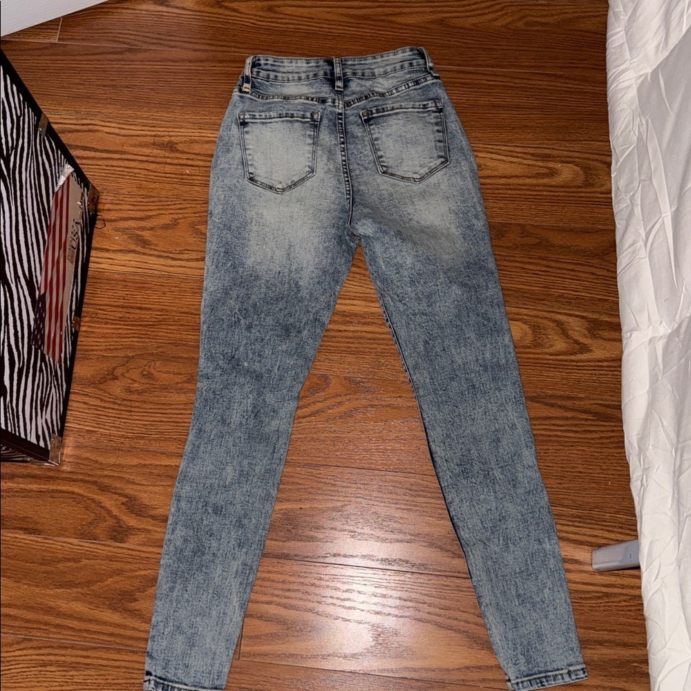 Skinny Jeans - Picture 2 of 5